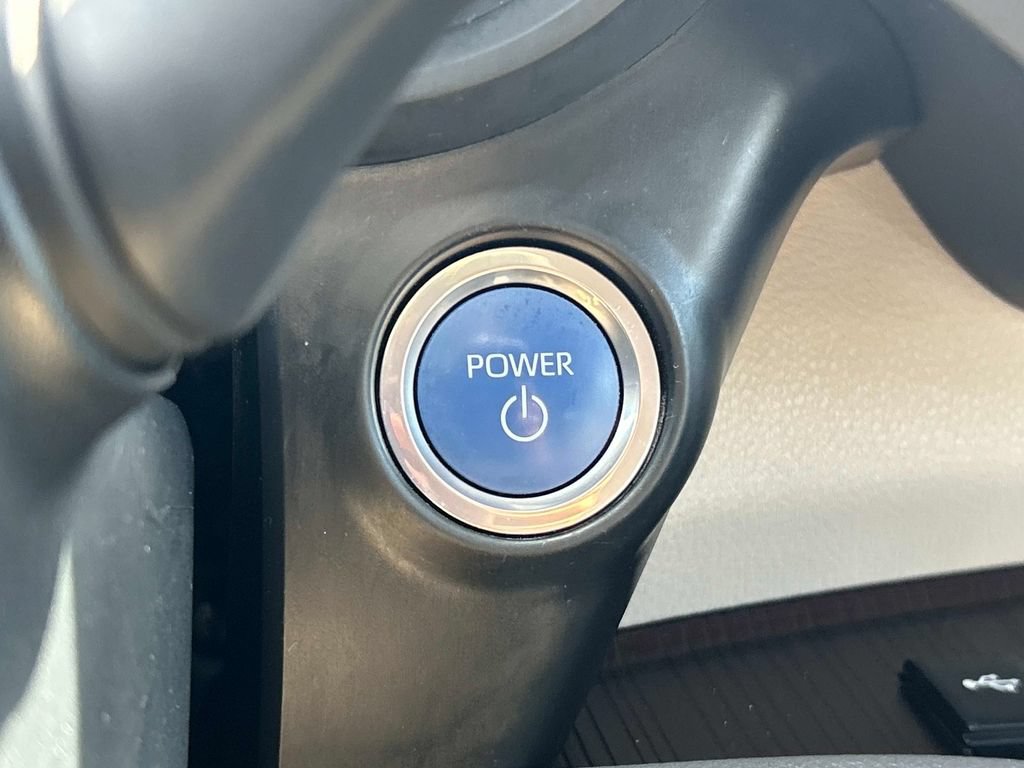 Used 2023 Toyota Sienna LE AWD/4WD image 30