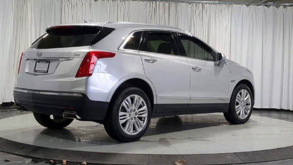 Used 2019 Cadillac XT5 Premium Luxury image 10