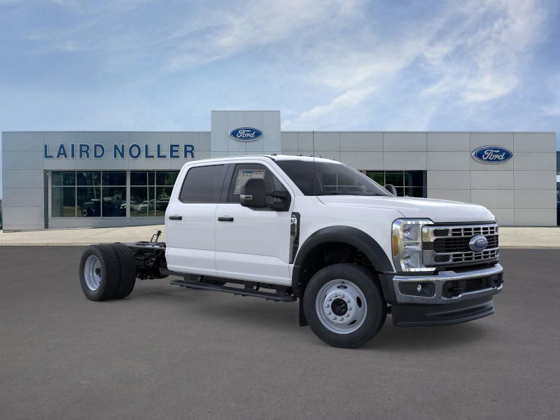New 2025 Ford F450 XL w/ XL Chrome Package image 7