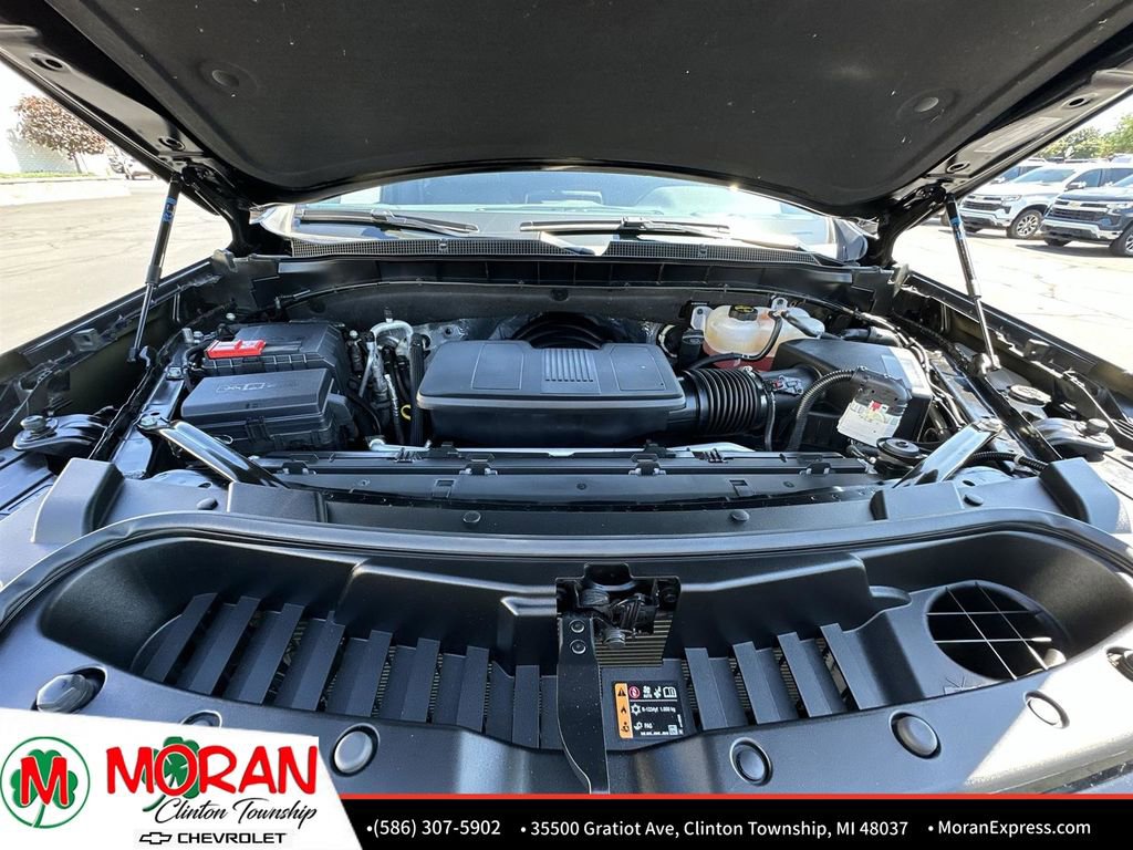 Used 2024 Chevrolet Tahoe Z71 w/ Off-Road Capability Package image 32