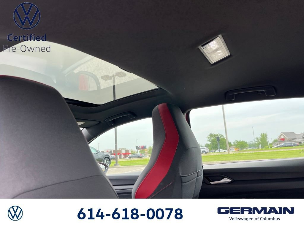 Used 2024 Volkswagen GTI SE FWD image 17