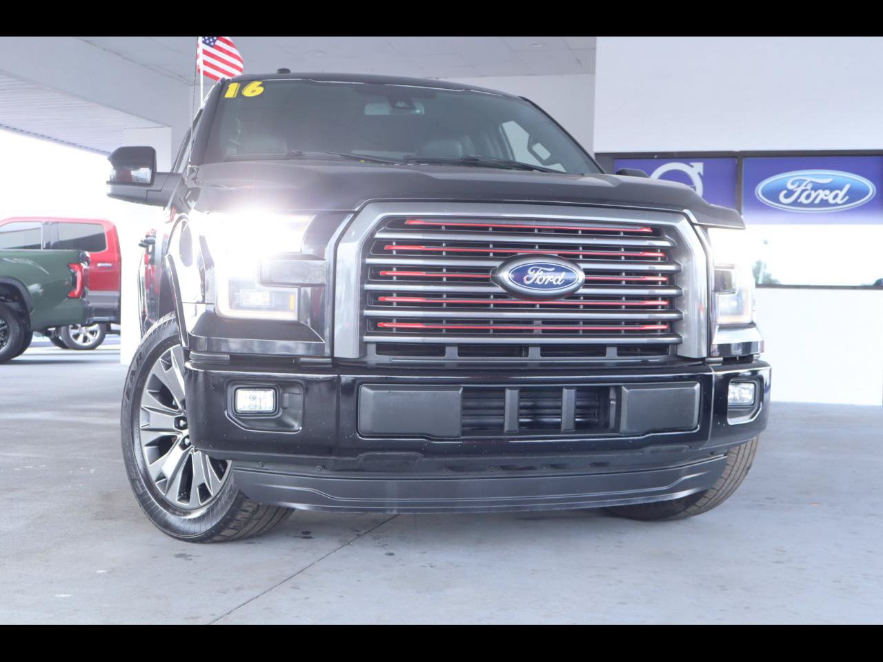 Used 2016 Ford F150 Lariat w/ Equipment Group 502A Luxury RWD image 1