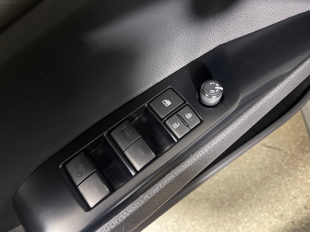 Used 2025 Toyota Camry LE FWD image 18