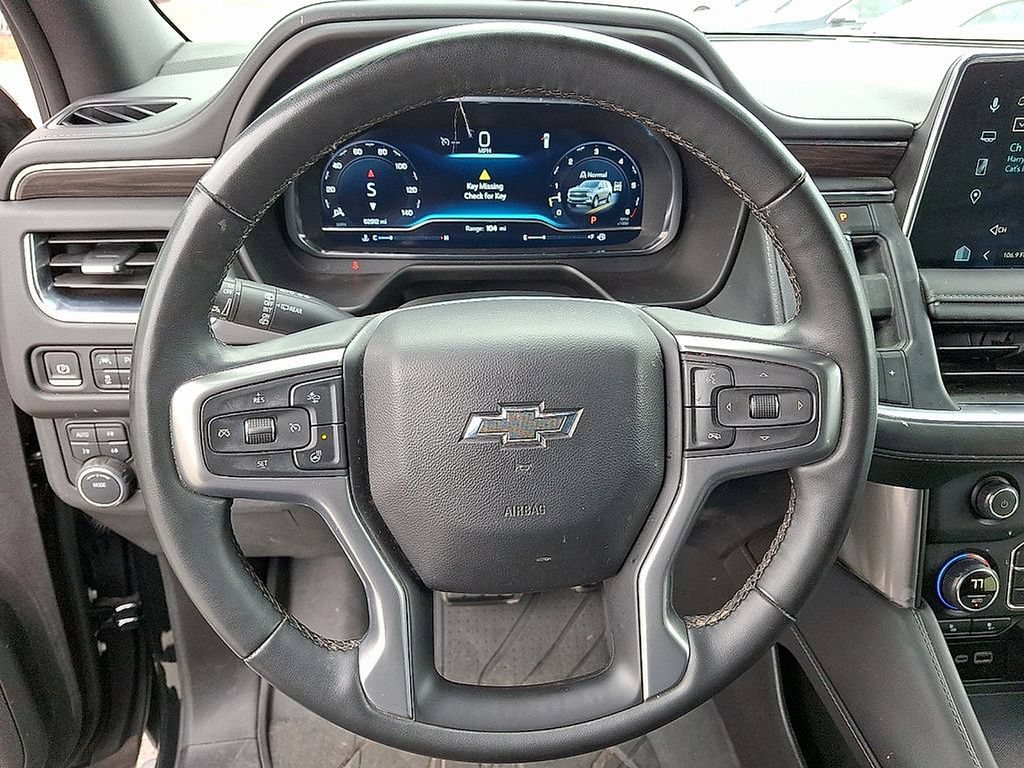 Used 2023 Chevrolet Tahoe Z71 w/ Luxury Package AWD/4WD image 16