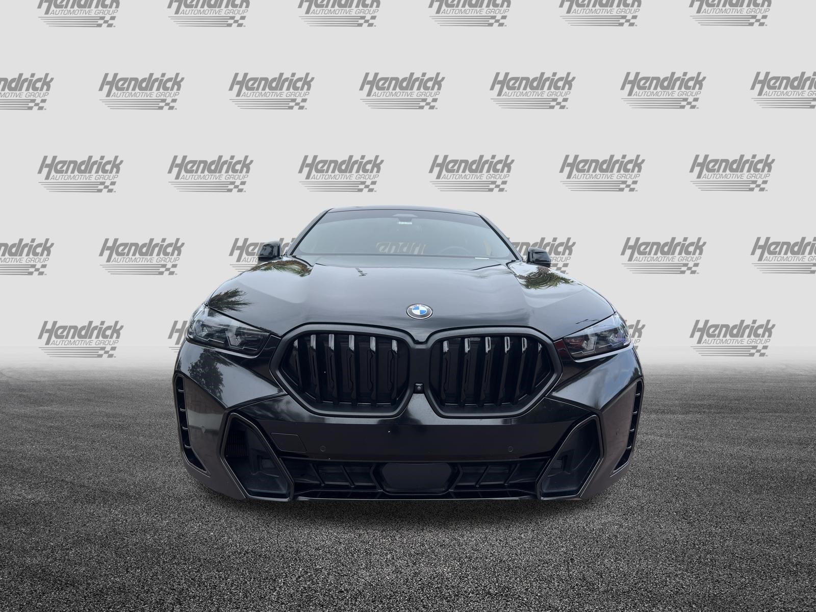 Used 2024 BMW X6 xDrive40i w/ Executive Package AWD/4WD image 3