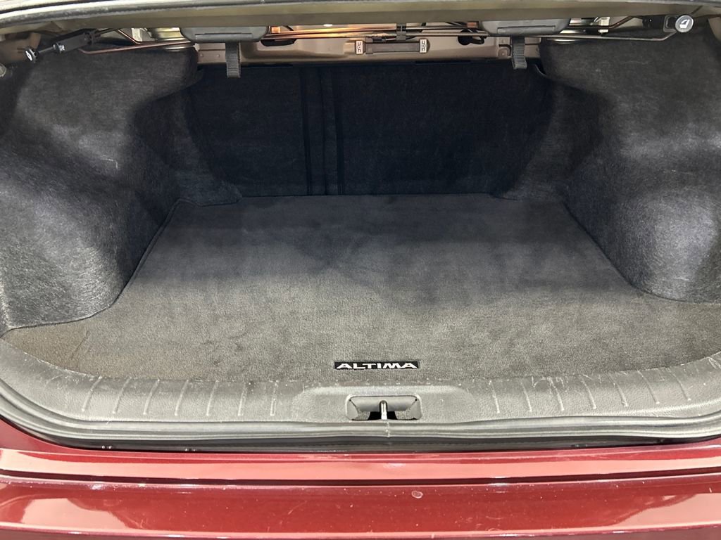 Used 2024 Nissan Altima 2.5 SV image 20