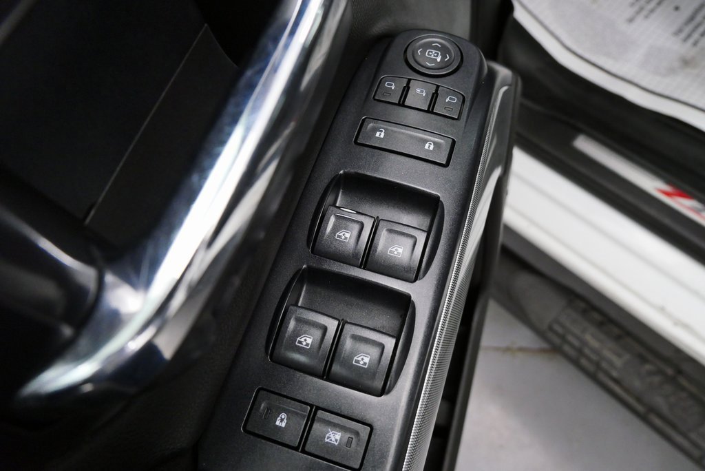 Used 2018 Chevrolet Silverado 2500 LTZ w/ Duramax Plus Package image 15