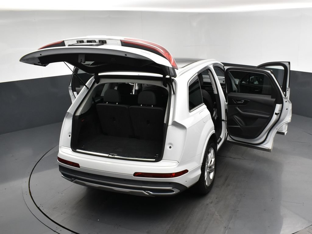 Used 2023 Audi Q7 3.0T Premium Plus AWD/4WD image 24