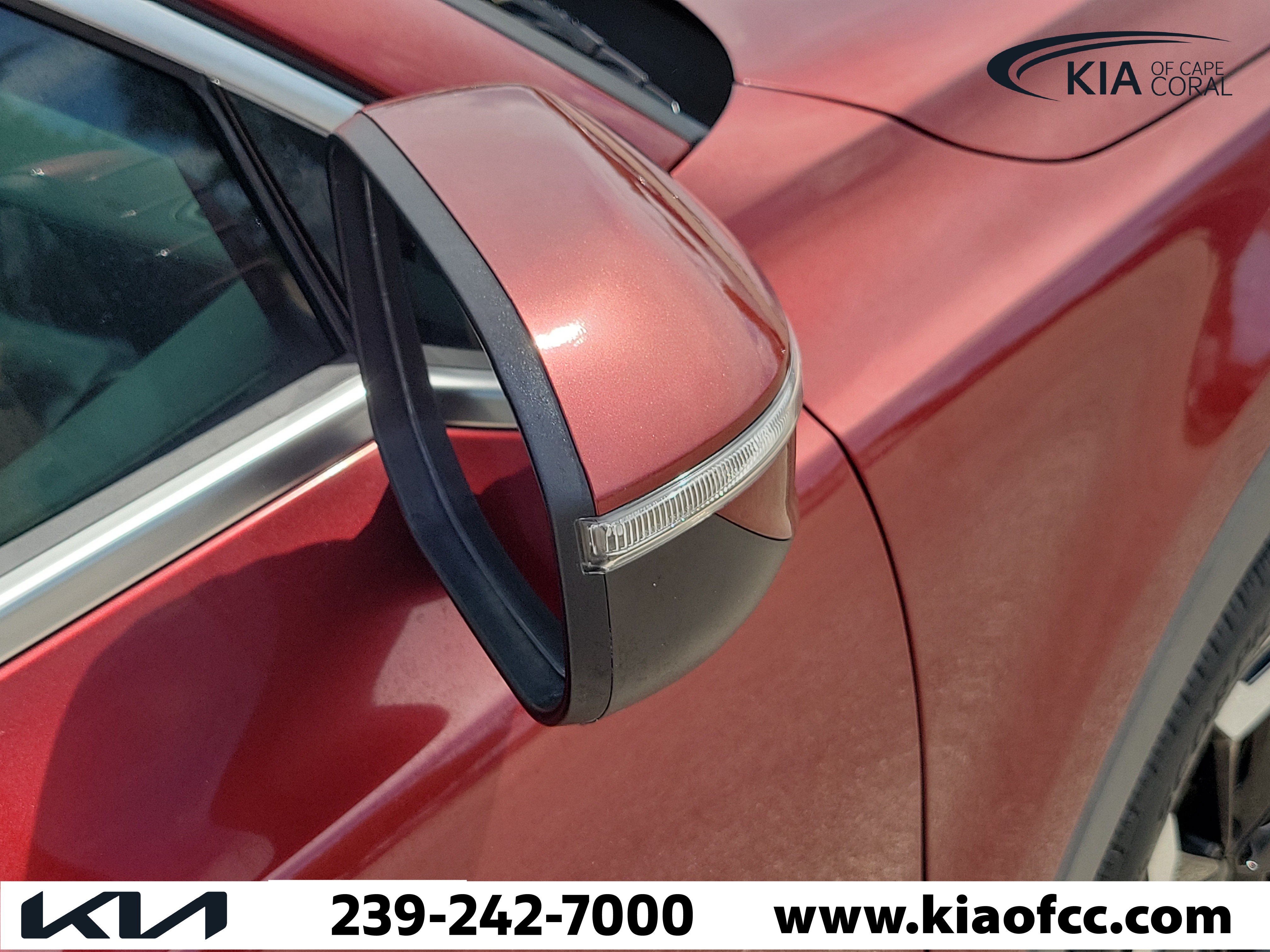 Certified 2023 Kia Telluride S w/ S Sunroof Package AWD/4WD image 8