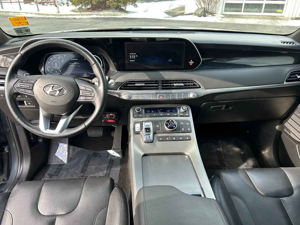 Used 2022 Hyundai Palisade Calligraphy image 12