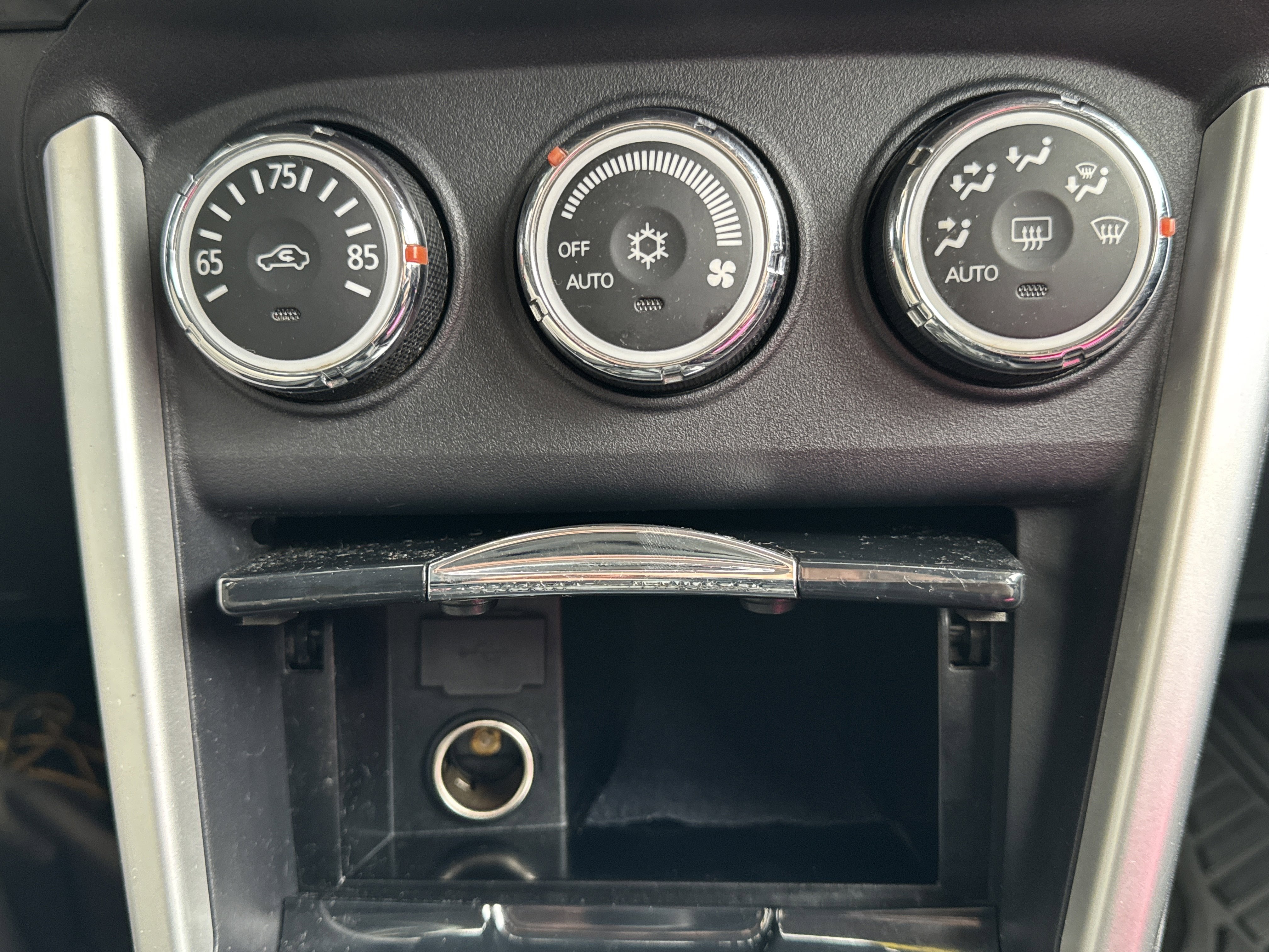 Used 2017 Mitsubishi Lancer ES image 15