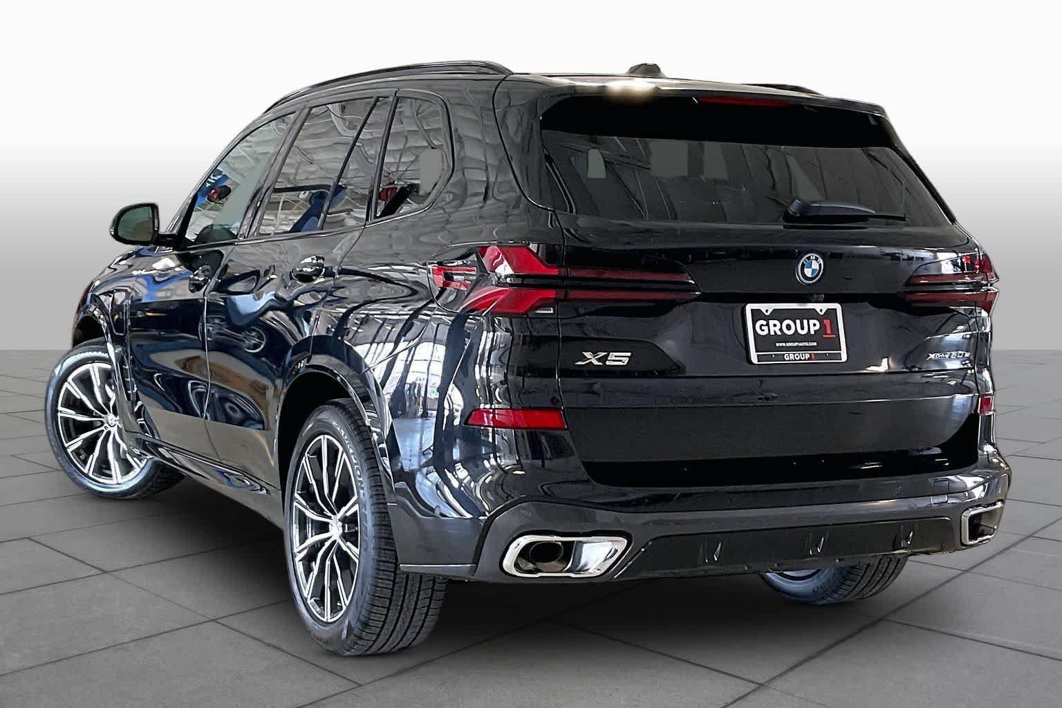 New 2026 BMW X5 xDrive50e AWD/4WD image 12