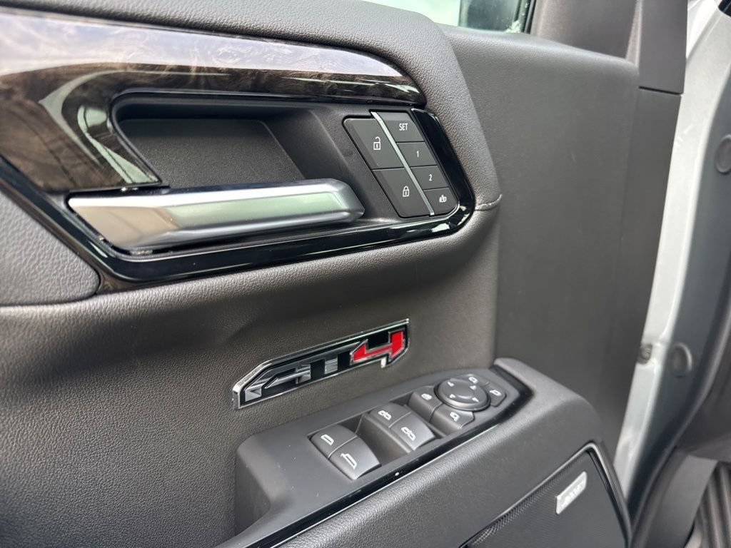 New 2026 GMC Sierra 1500 AT4 w/ Technology Package AWD/4WD image 12