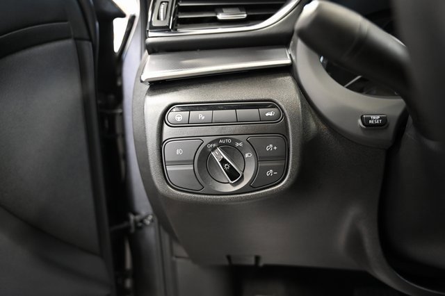 Used 2023 INFINITI QX55 Luxe w/ Cargo Package image 25