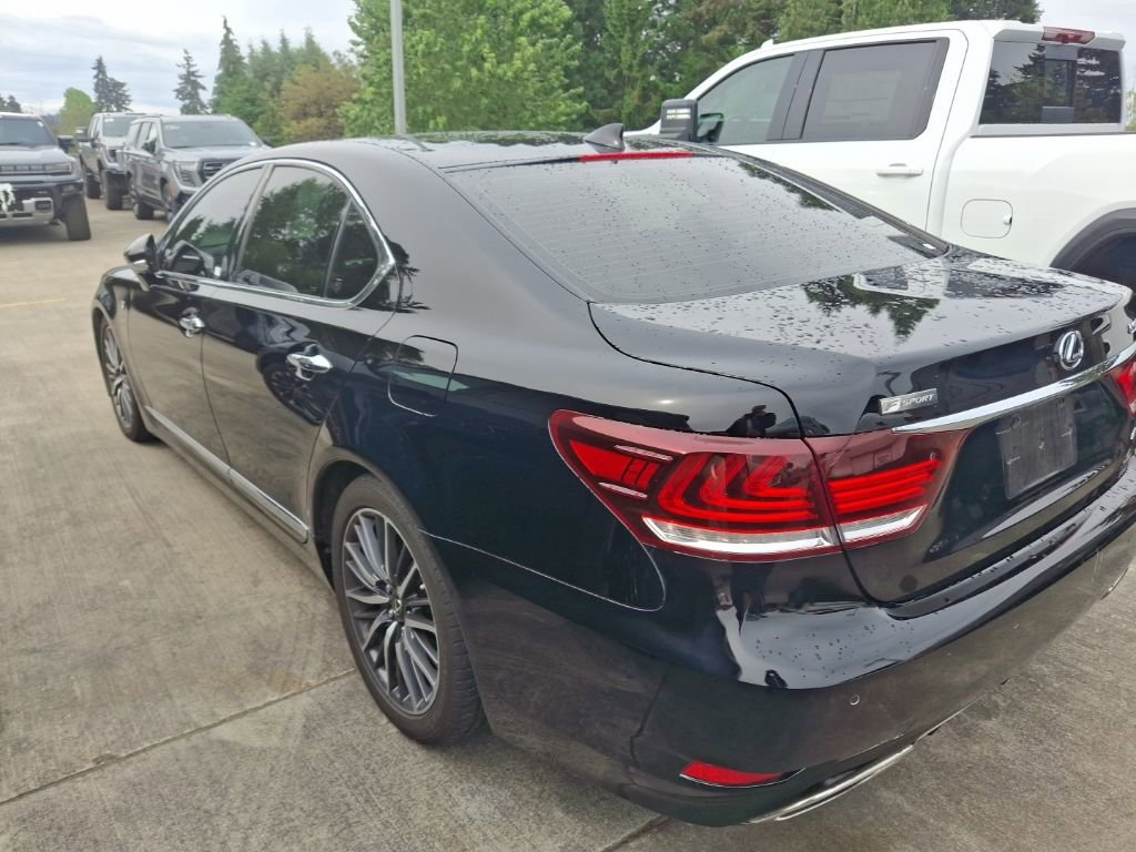 Used 2015 Lexus LS 460 AWD w/ F Sport Package image 6