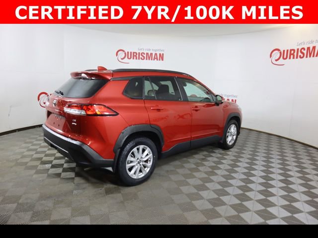 Used 2024 Toyota Corolla Cross LE image 13