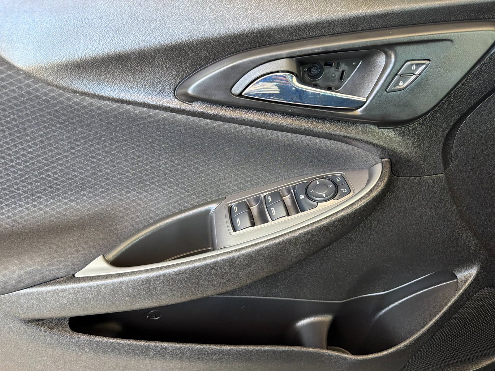 Used 2023 Chevrolet Malibu LT FWD image 10