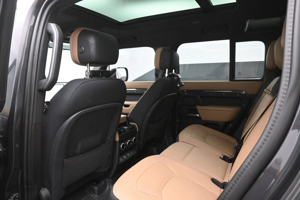 Used 2025 Land Rover Defender 110 X AWD/4WD image 2