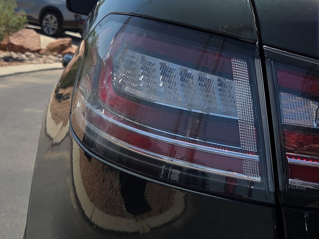 Used 2022 Lincoln Nautilus Reserve w/ Luxury Package FWD image 9