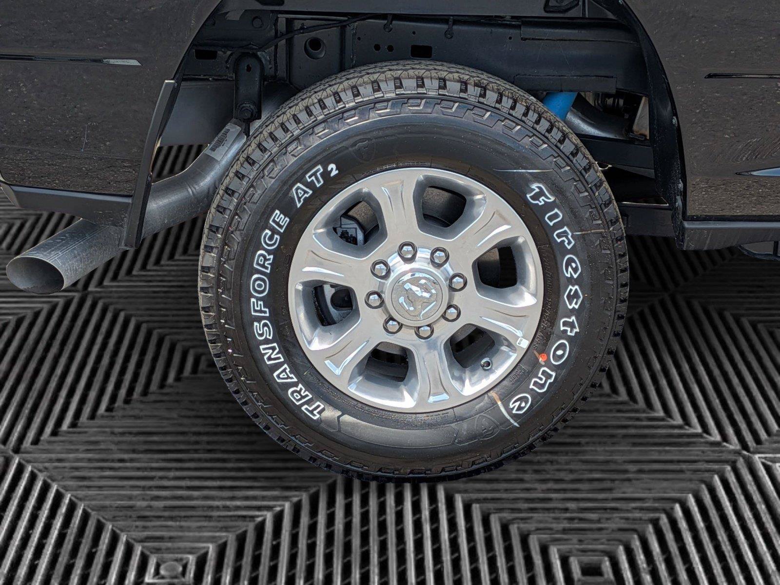 New 2026 RAM 2500 Big Horn AWD/4WD image 9
