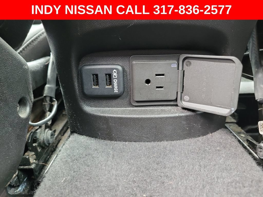Used 2016 Chevrolet Malibu LT FWD image 30