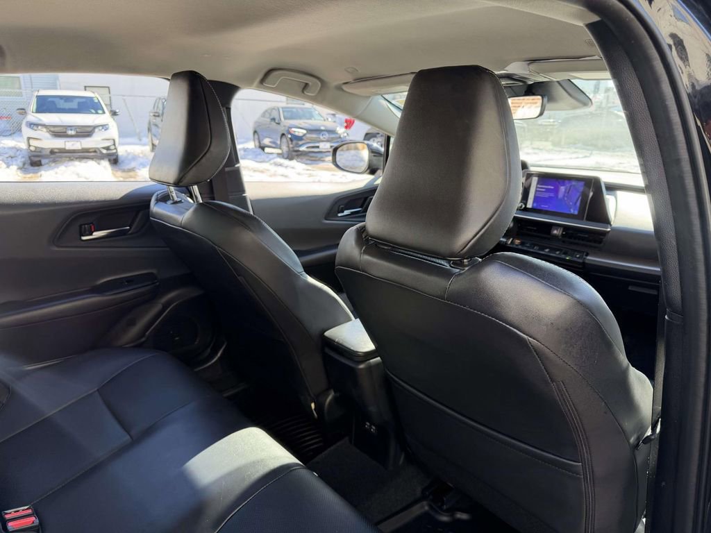 Used 2024 Toyota Prius XLE image 15