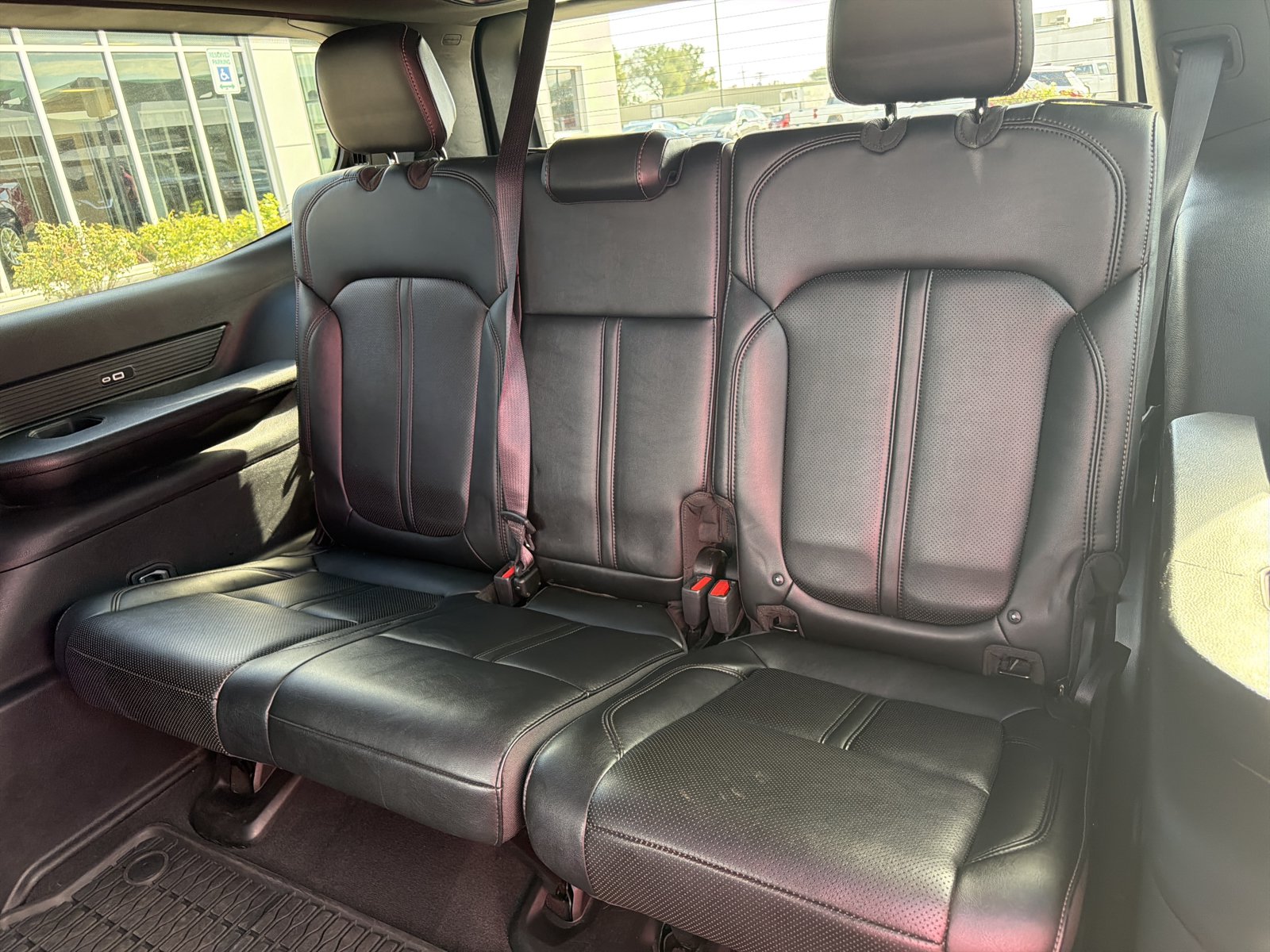 Used 2024 Jeep Wagoneer Series II AWD/4WD image 11