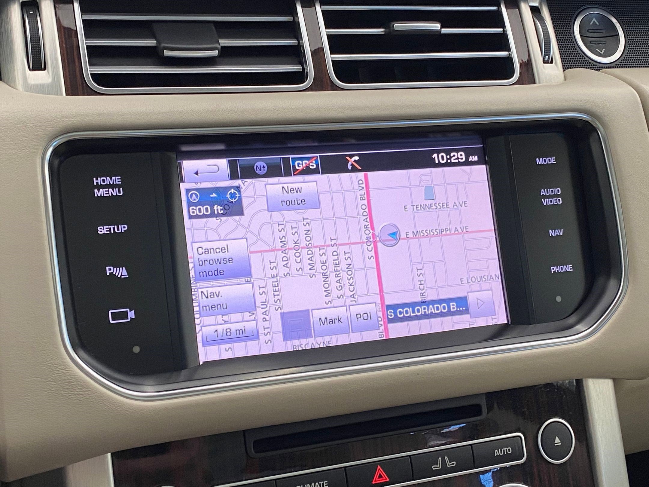 Used 2014 Land Rover Range Rover Supercharged image 25