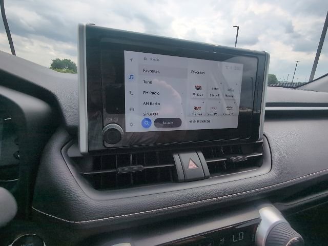 Used 2025 Toyota RAV4 XLE w/ Convenience Package FWD image 12