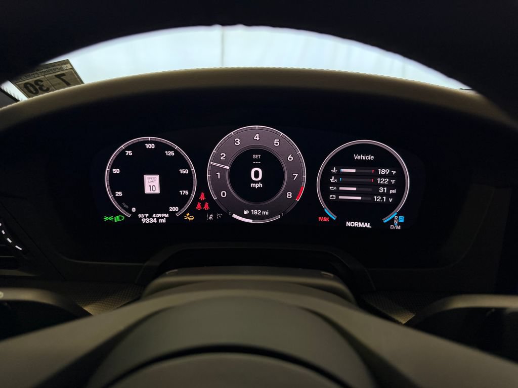 Certified 2025 Porsche 911 Carrera RWD image 20