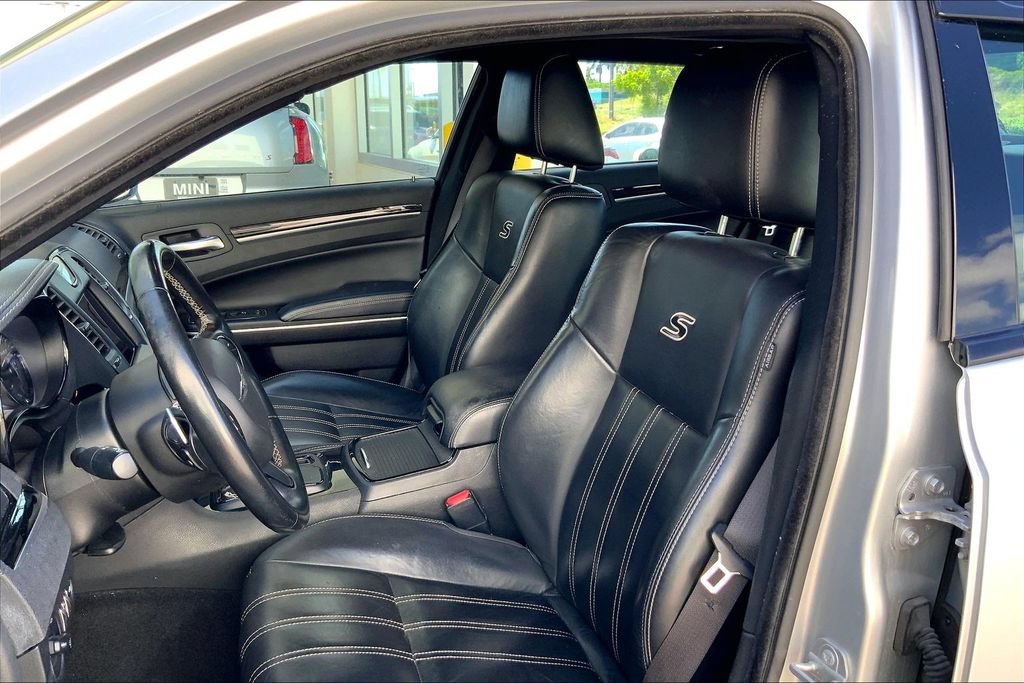 Used 2022 Chrysler 300 S RWD image 24