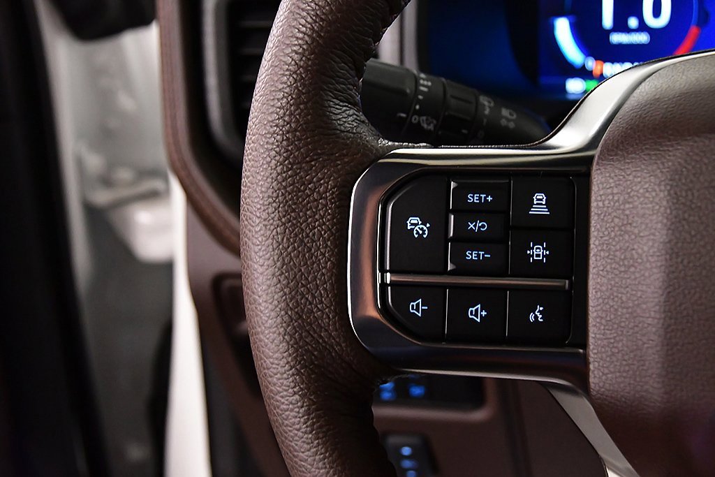 Used 2024 Ford Expedition King Ranch image 20