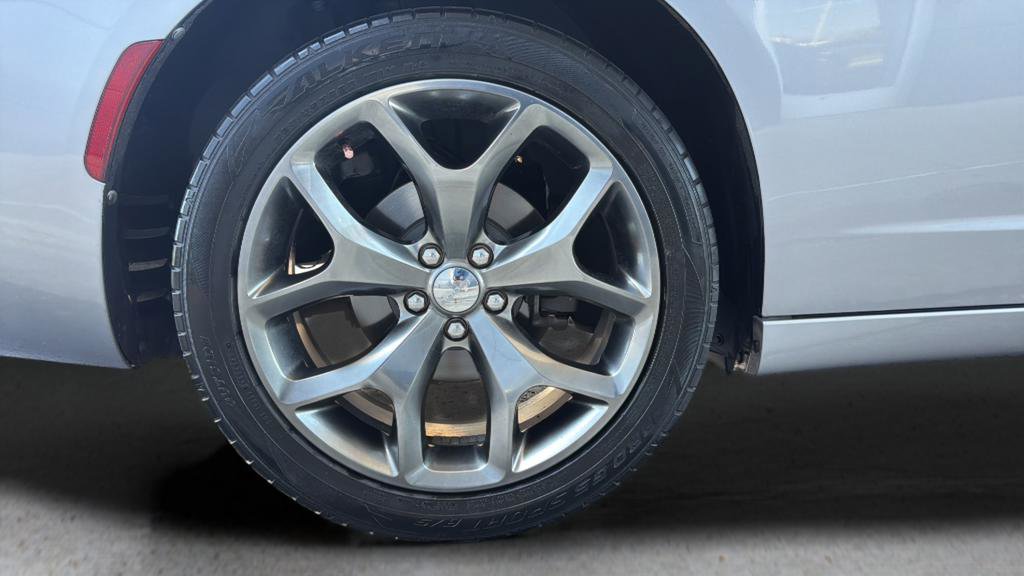 Used 2016 Dodge Charger R/T w/ Plus Group image 28