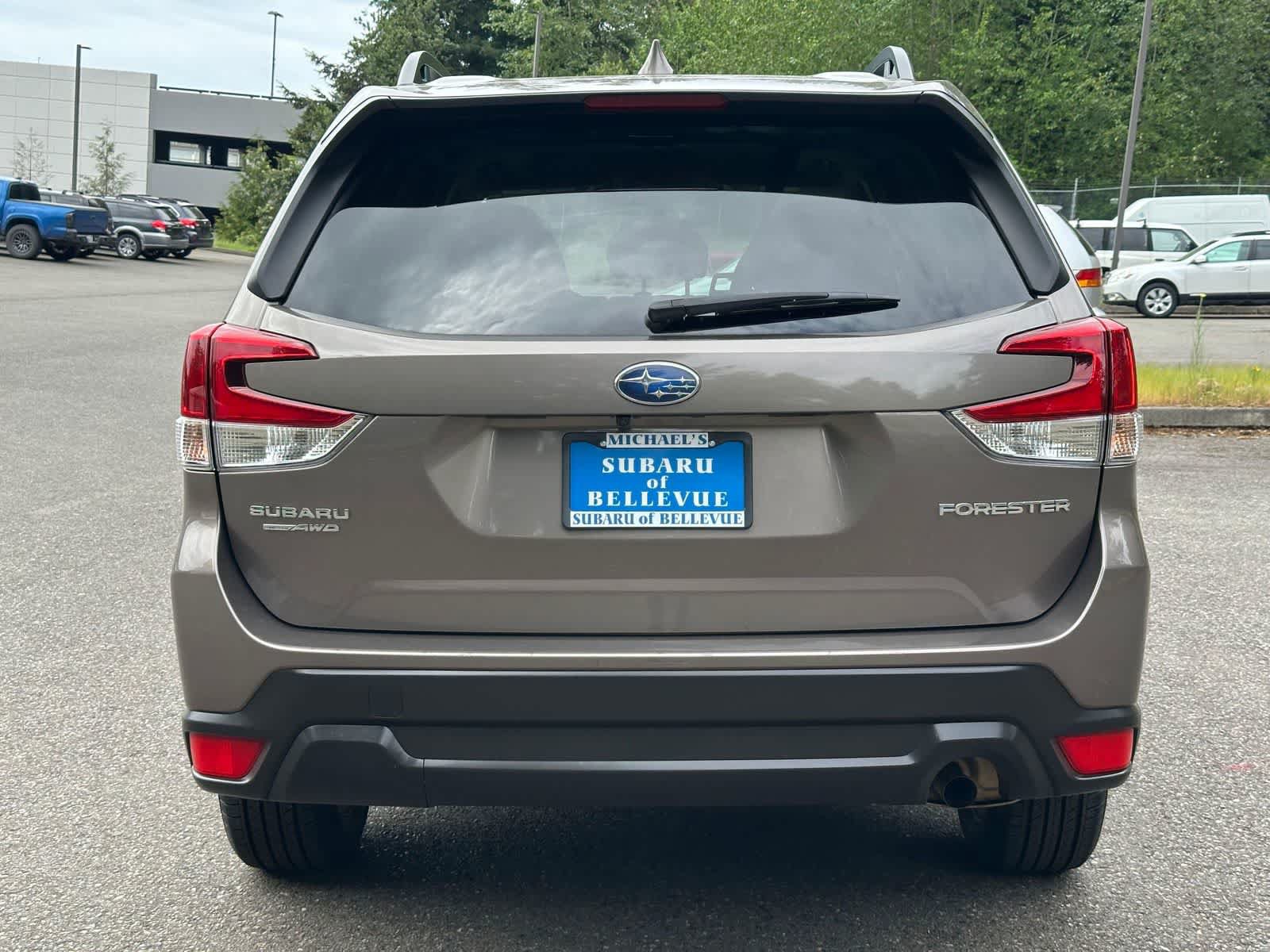 Certified 2022 Subaru Forester Premium AWD/4WD image 4