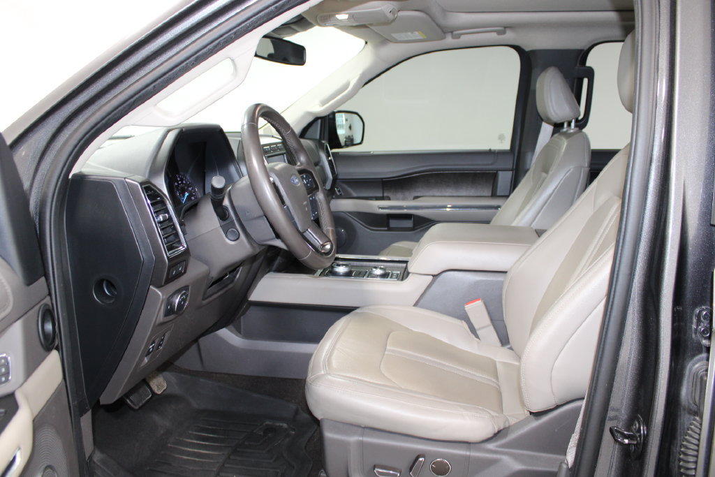 Used 2021 Ford Expedition Limited AWD/4WD image 23