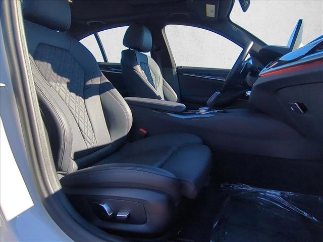 Certified 2023 BMW 540i xDrive w/ Premium Package image 21