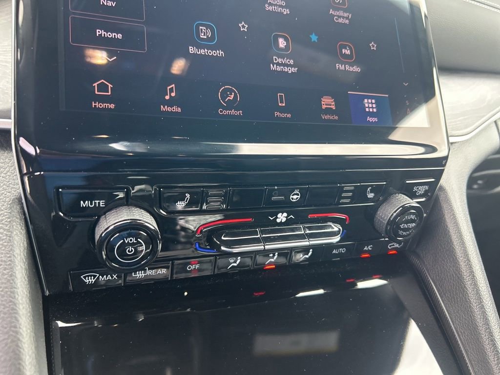 Certified 2024 Jeep Grand Cherokee Limited image 42