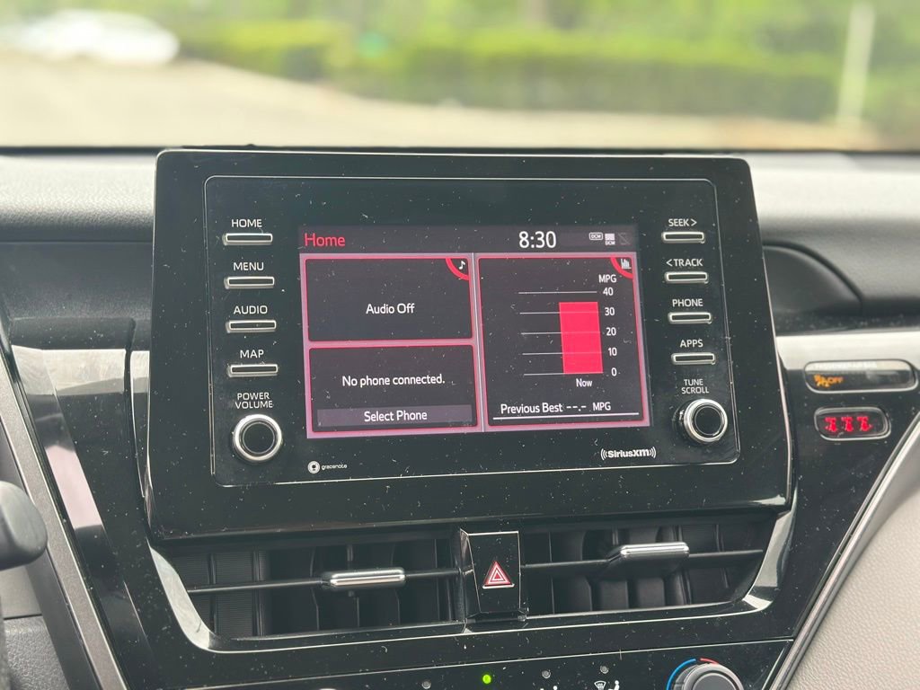 Used 2021 Toyota Camry LE FWD image 12