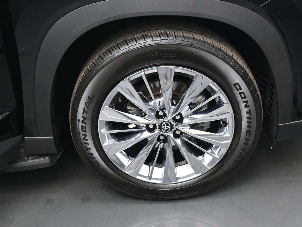 Certified 2026 Toyota Grand Highlander Platinum image 44