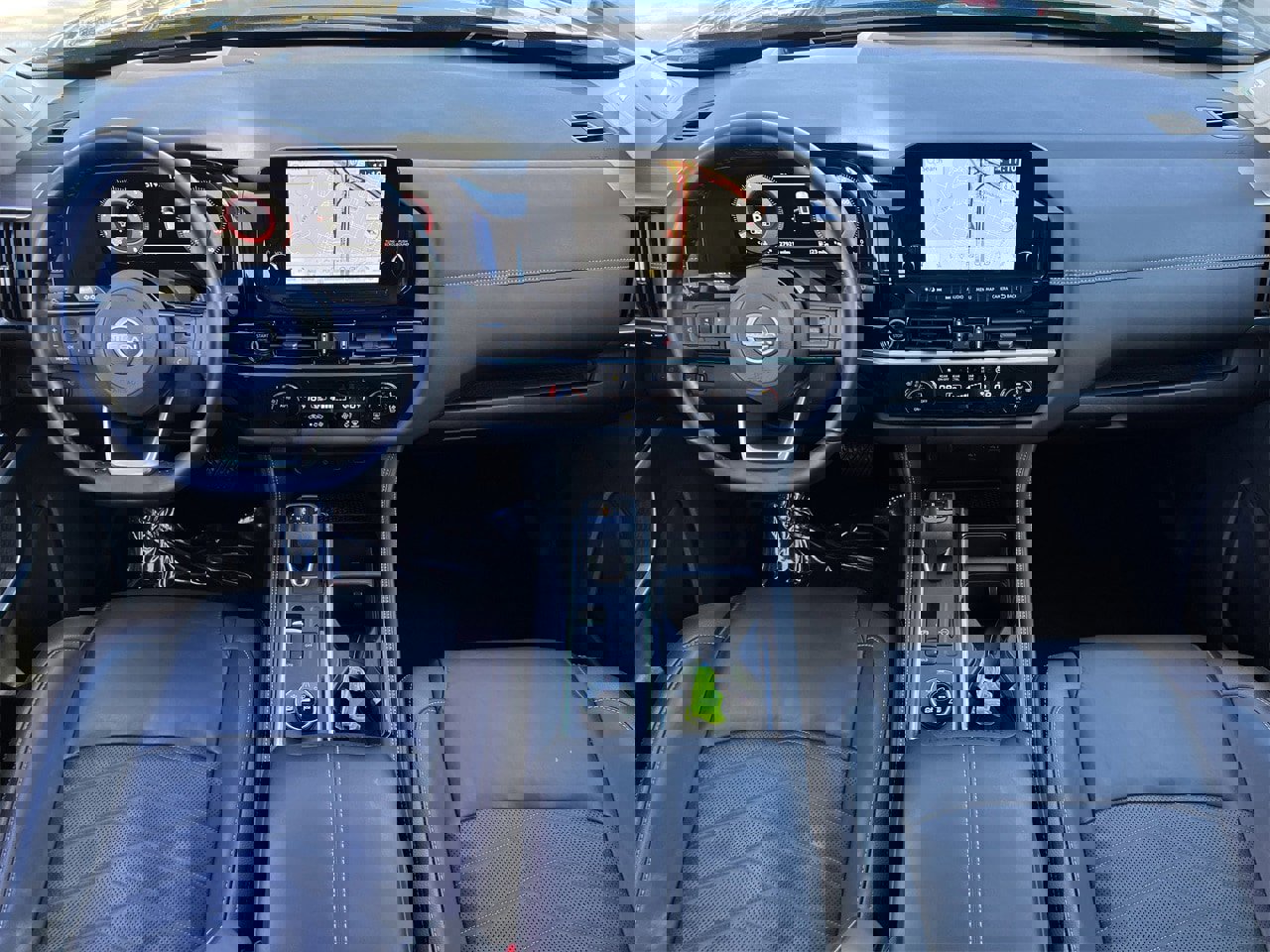 Certified 2023 Nissan Pathfinder Platinum image 9