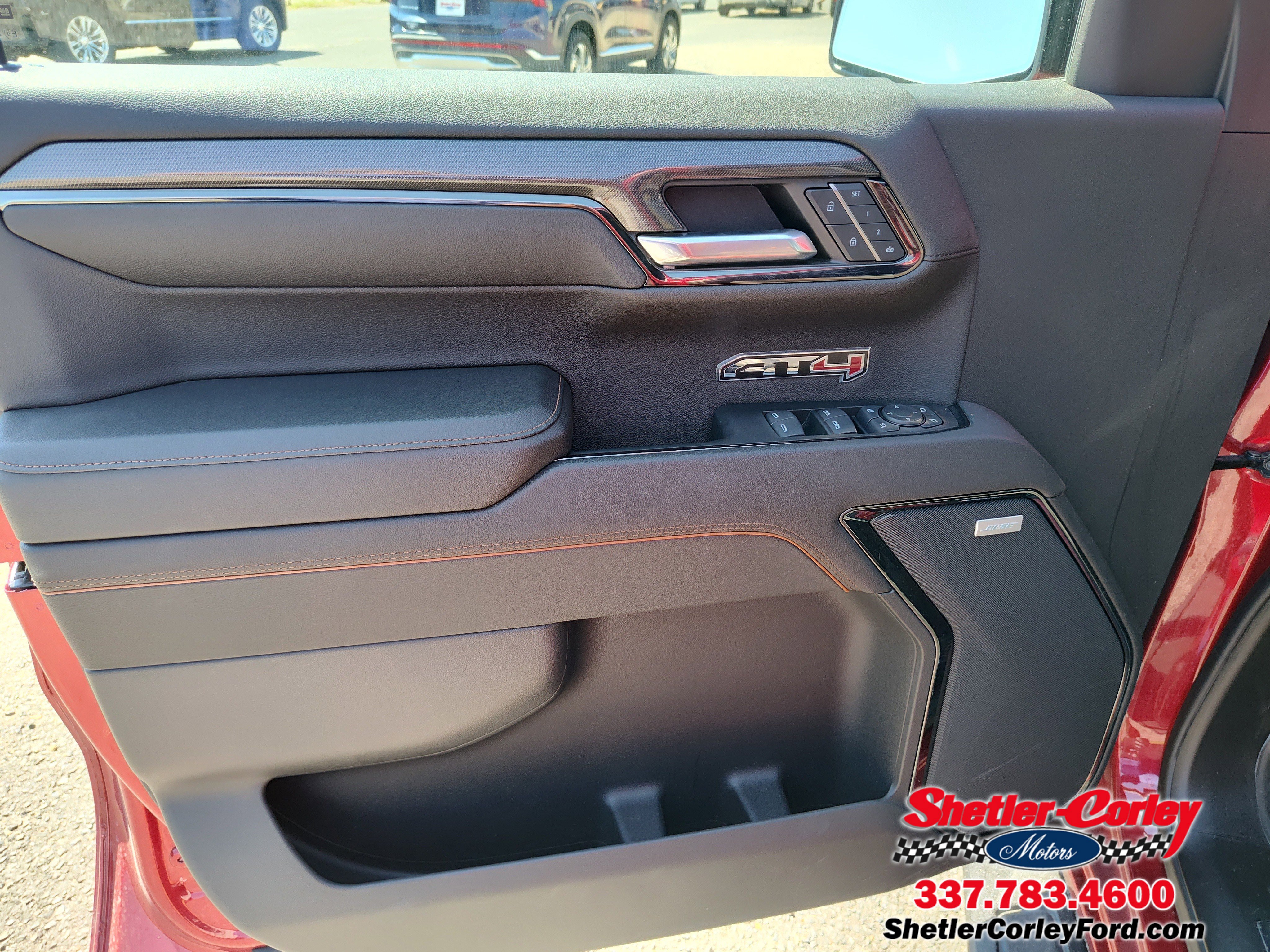 Used 2024 GMC Sierra 1500 AT4 w/ Technology Package image 15