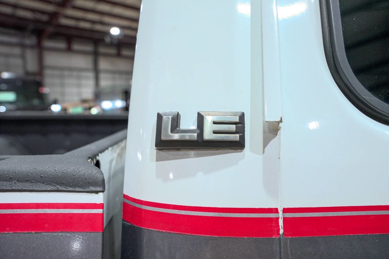 Used 1992 Dodge D/W Truck 250 image 24