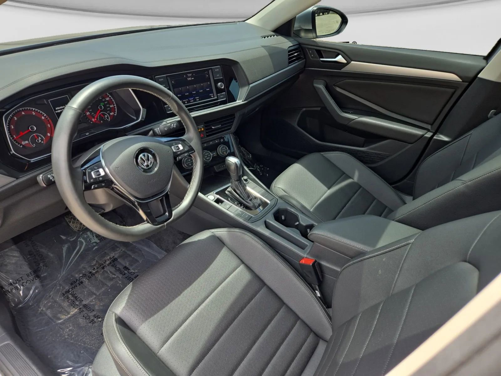 Used 2021 Volkswagen Jetta SE w/ SE Cold Weather Package FWD image 16
