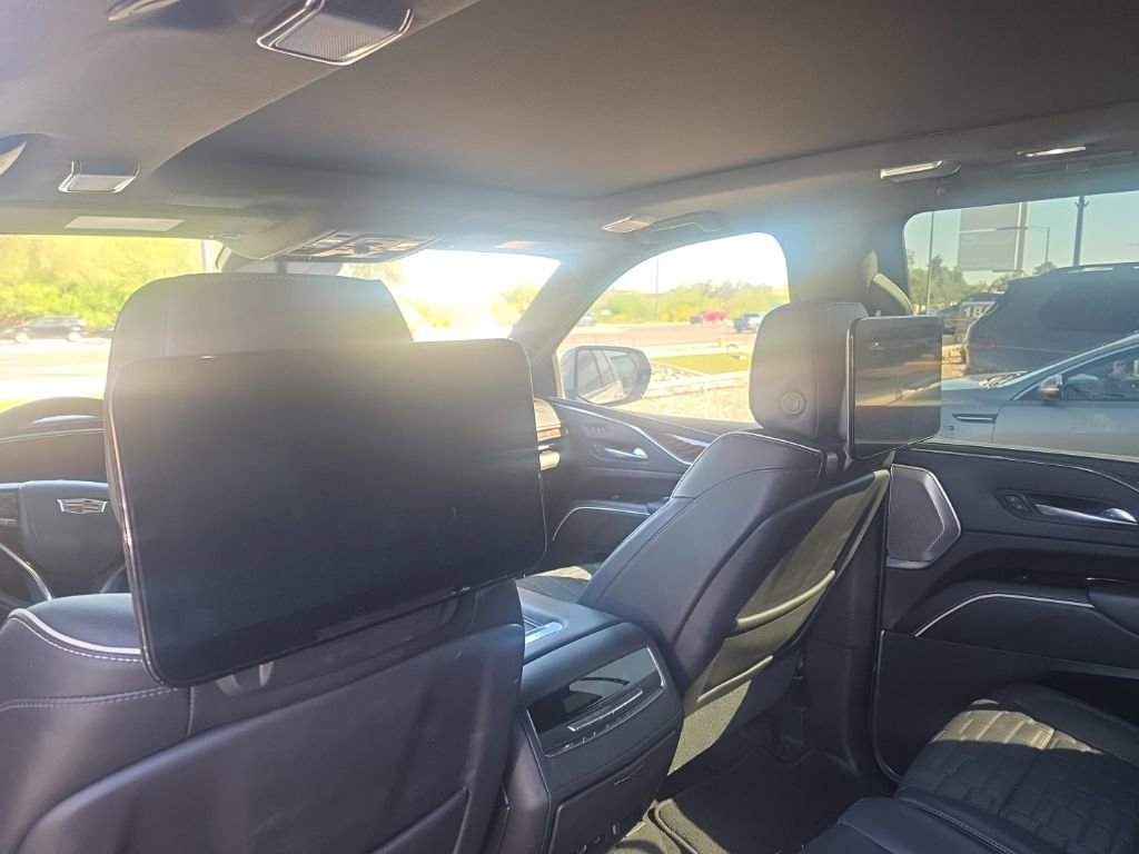 Used 2021 Cadillac Escalade ESV Sport Platinum w/ LPO, ONYX Package image 11