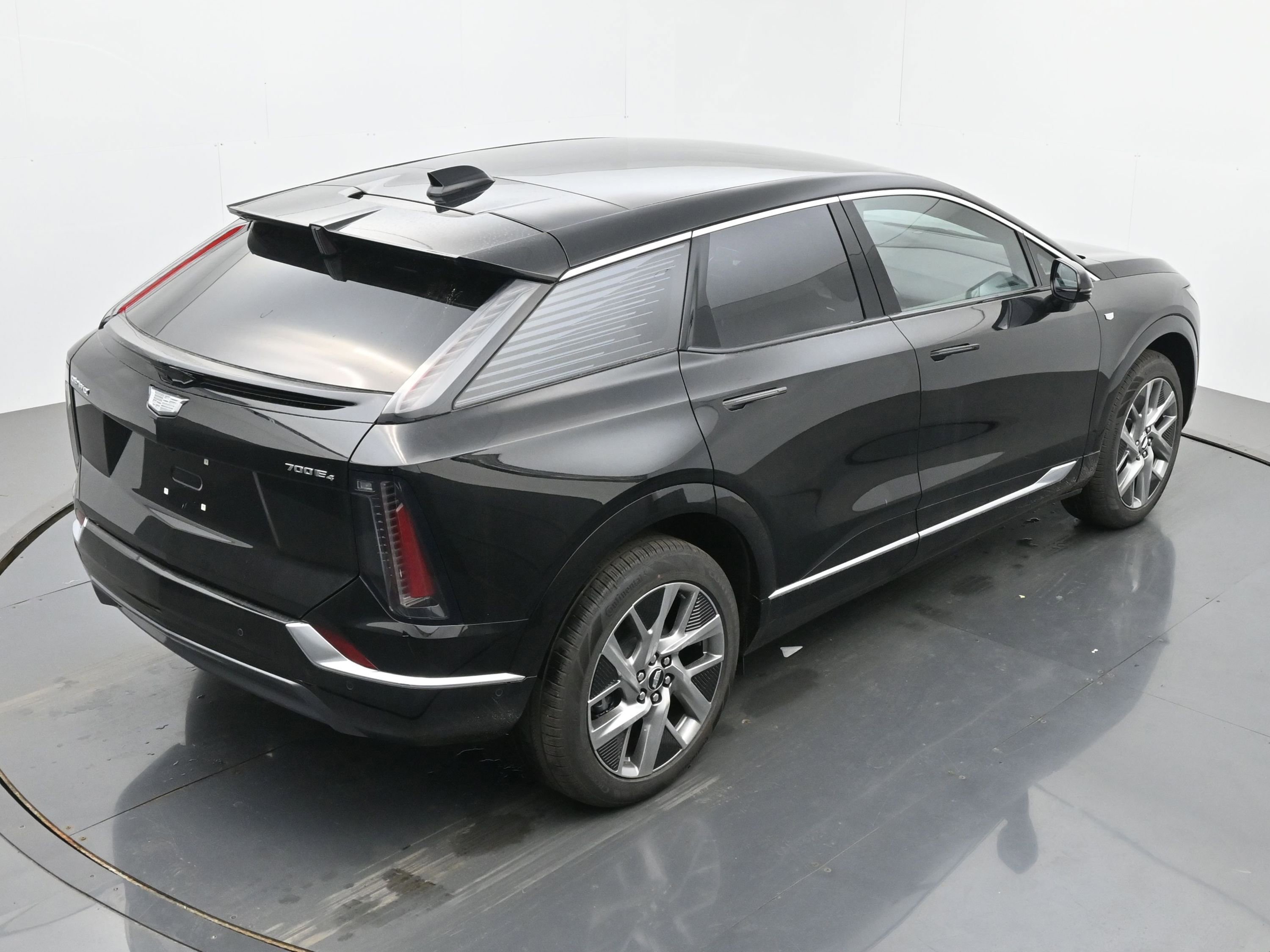 New 2026 Cadillac Optiq Luxury 2 AWD/4WD image 27