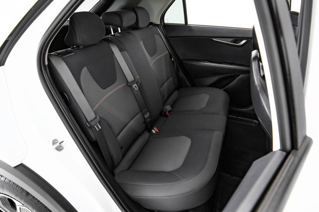 Used 2024 Kia Niro LX image 31