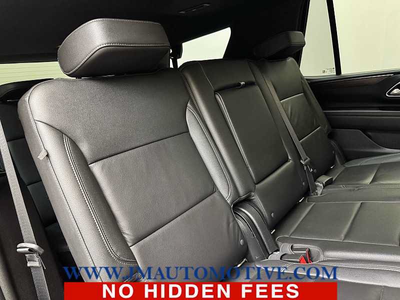 Used 2022 Chevrolet Tahoe LT w/ Luxury Package AWD/4WD image 23