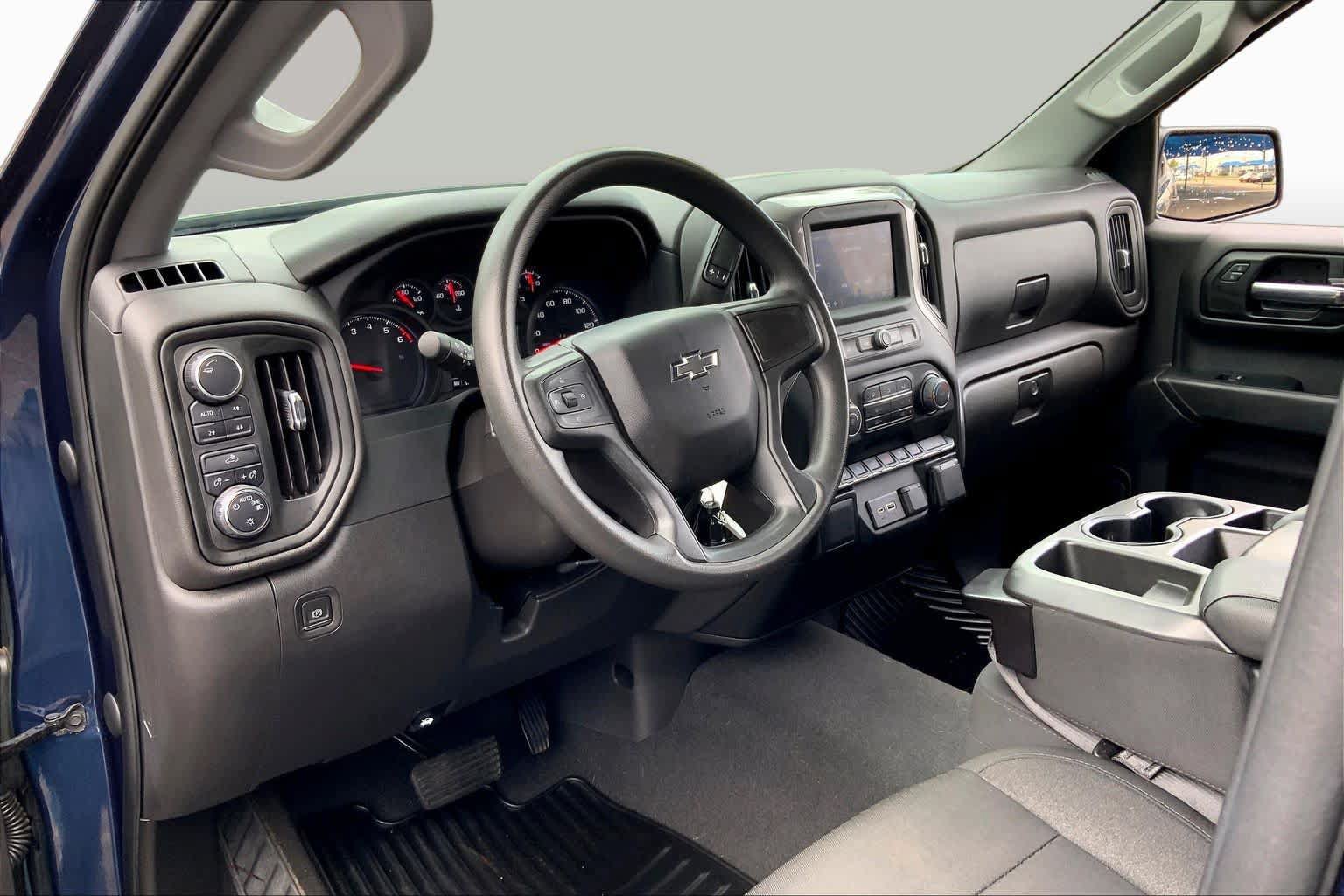 Used 2022 Chevrolet Silverado 1500 Custom Trail Boss AWD/4WD image 18
