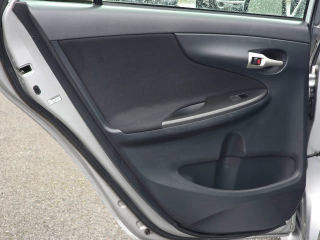 Used 2009 Toyota Corolla S image 28