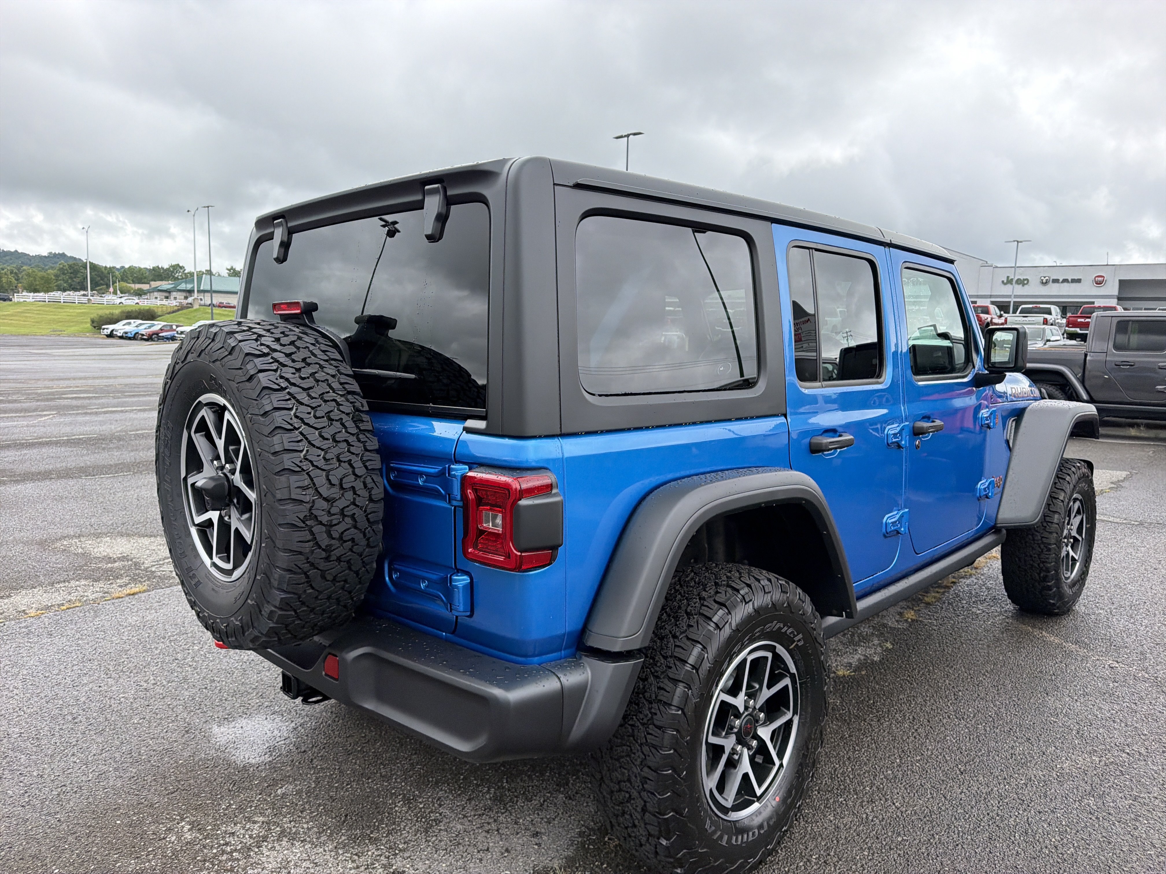 New 2027 Jeep Wrangler Unlimited Rubicon AWD/4WD image 6